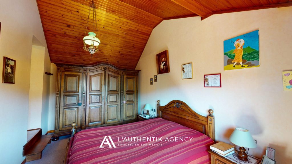 photographie de la chambre au rez de chaussée