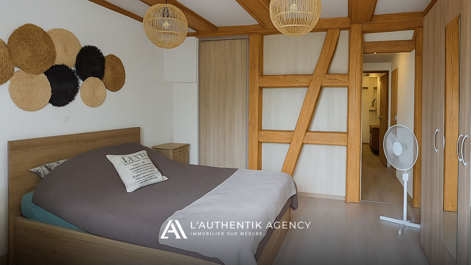 photographie de la chambre rangée par intelligence artificielle