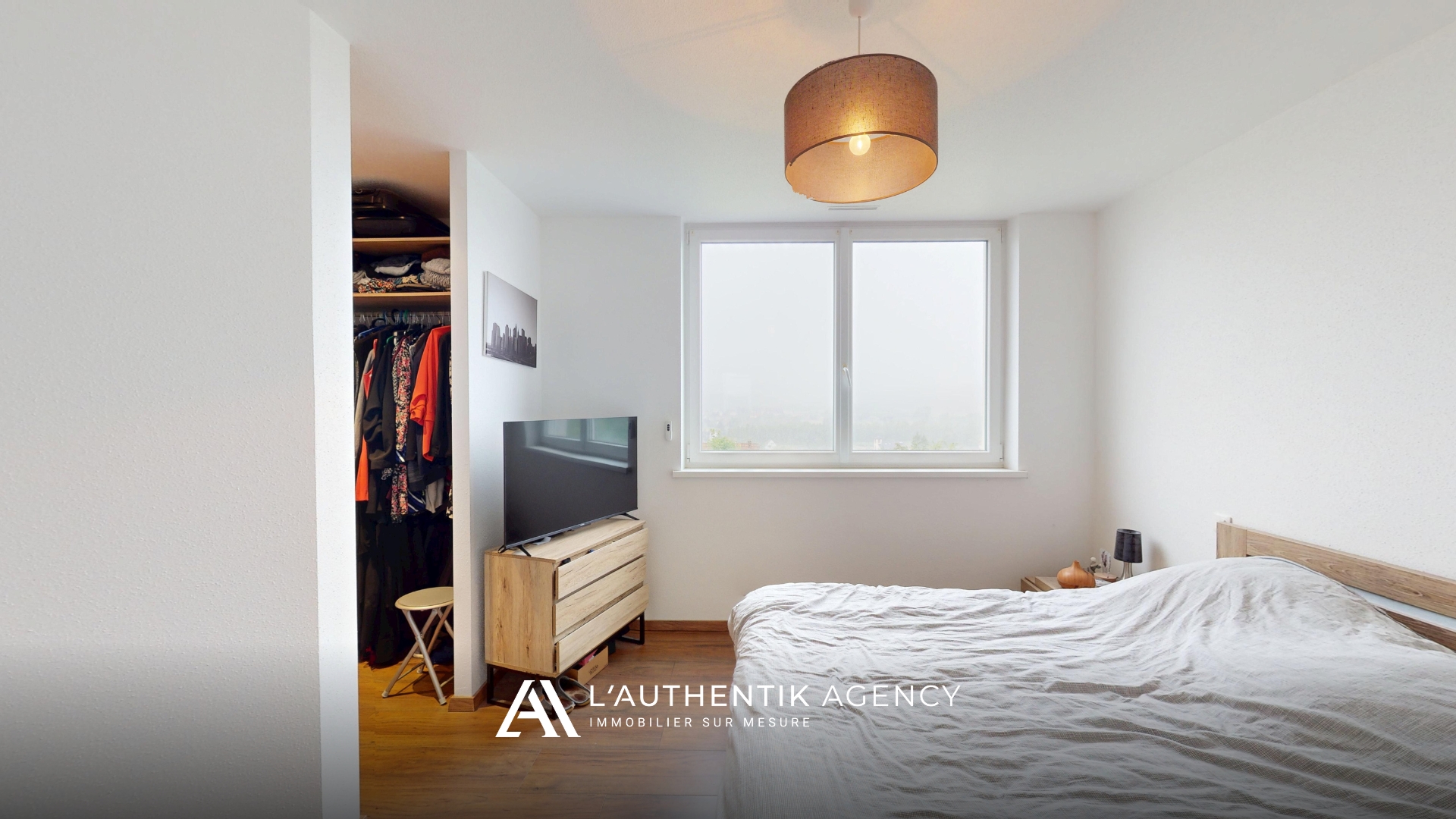 Suite parentale avec dressing et salle d'eau privative