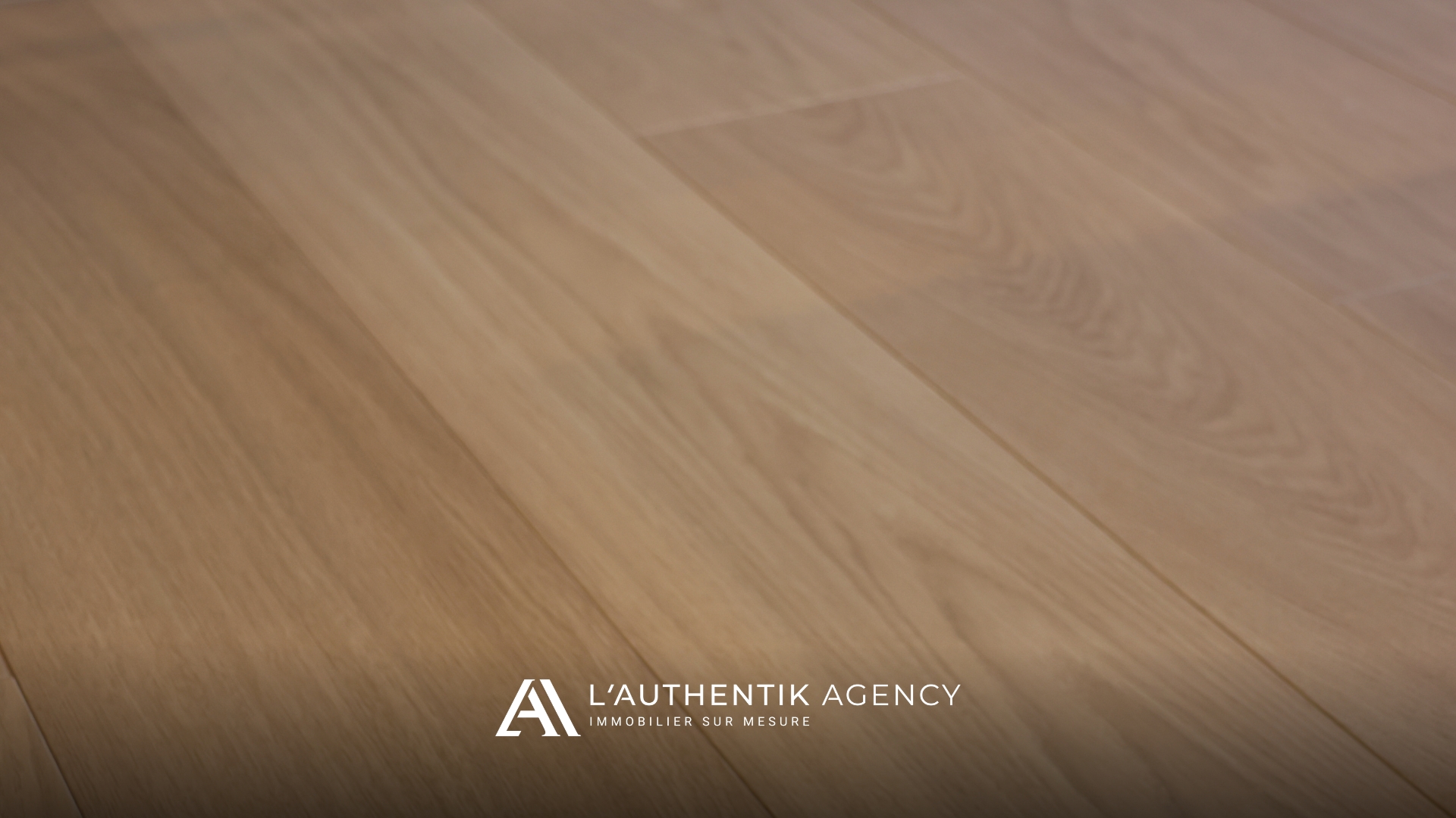 Détail du parquet massif en bois clair pour une maison de Standing à Molsheim